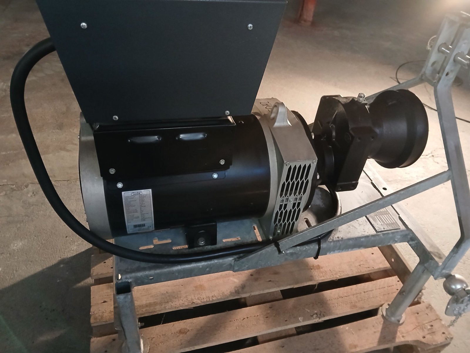 Notstromaggregat типа Sonstige ATNE 30 KVA, Gebrauchtmaschine в Oxenbronn (Фотография 1)