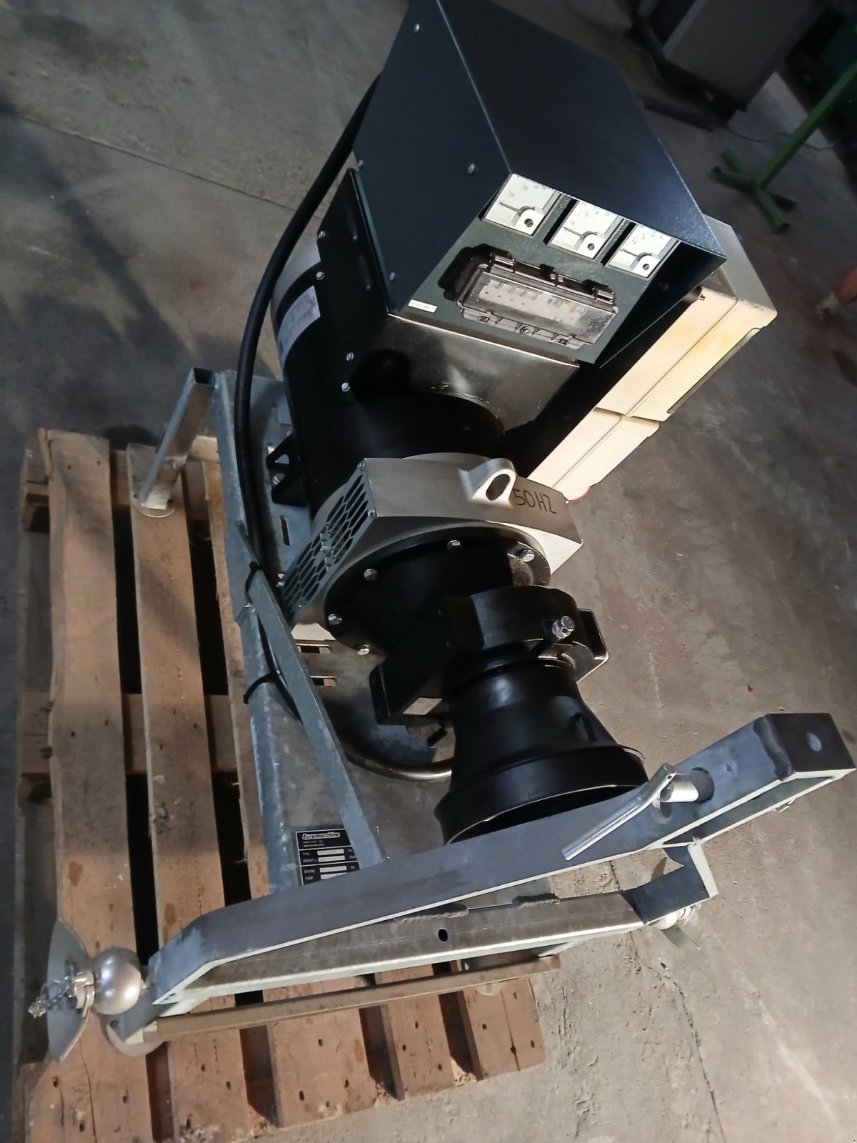 Notstromaggregat типа Sonstige ATNE 30 KVA, Gebrauchtmaschine в Oxenbronn (Фотография 3)