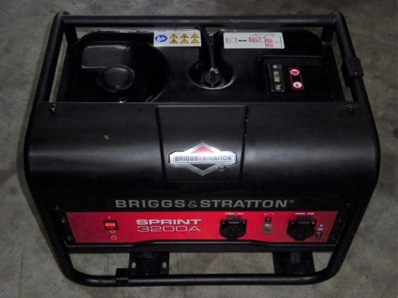 Notstromaggregat типа Sonstige Briggs & stratton Sprint 3200A, Gebrauchtmaschine в Bennekom (Фотография 1)
