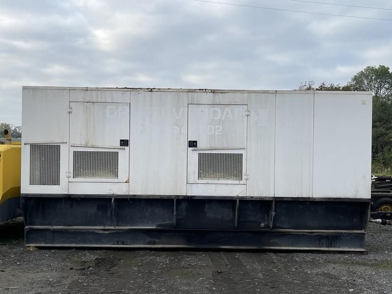 Notstromaggregat du type Sonstige Cat C 18 - 700, Gebrauchtmaschine en Waregem (Photo 1)