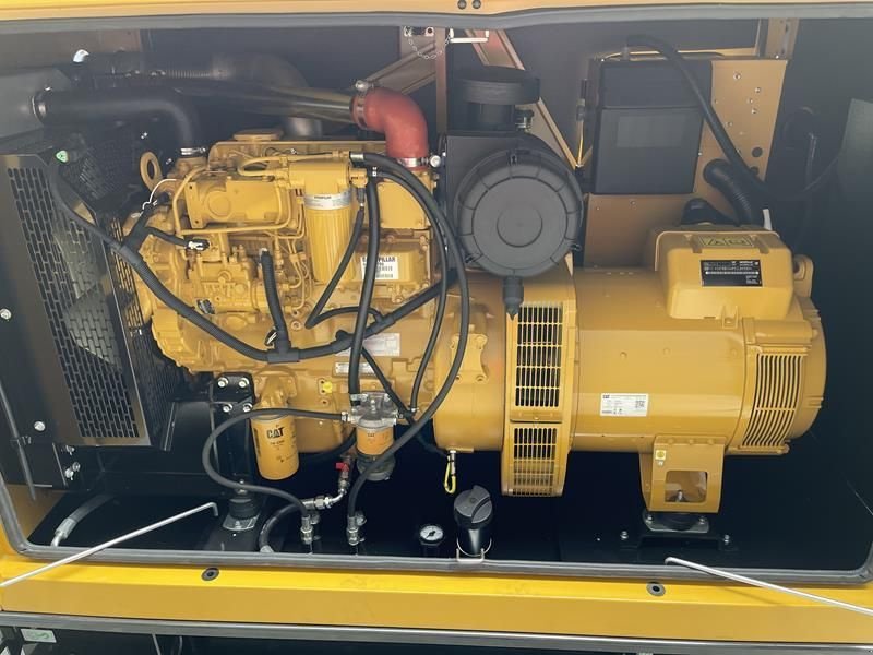 Notstromaggregat tip Sonstige Cat DE 110 E 2, Gebrauchtmaschine in Waregem (Poză 4)