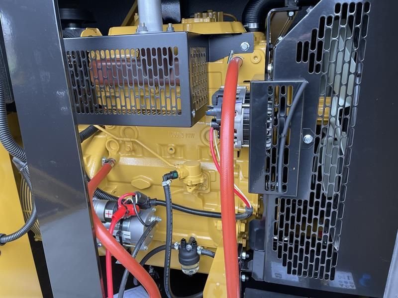 Notstromaggregat typu Sonstige Cat DE 33 E 0, Gebrauchtmaschine v Waregem (Obrázek 8)