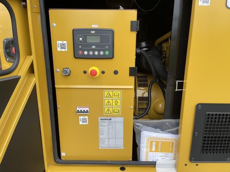 Notstromaggregat of the type Sonstige Cat DE 65 E 0 Noodaggregaat, Gebrauchtmaschine in Waregem (Picture 4)