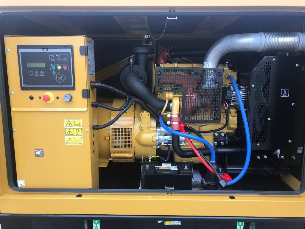 Notstromaggregat des Typs Sonstige Cat DE110E2 - 110 kVA Generator - DPX-18014, Neumaschine in Oudenbosch (Bild 5)