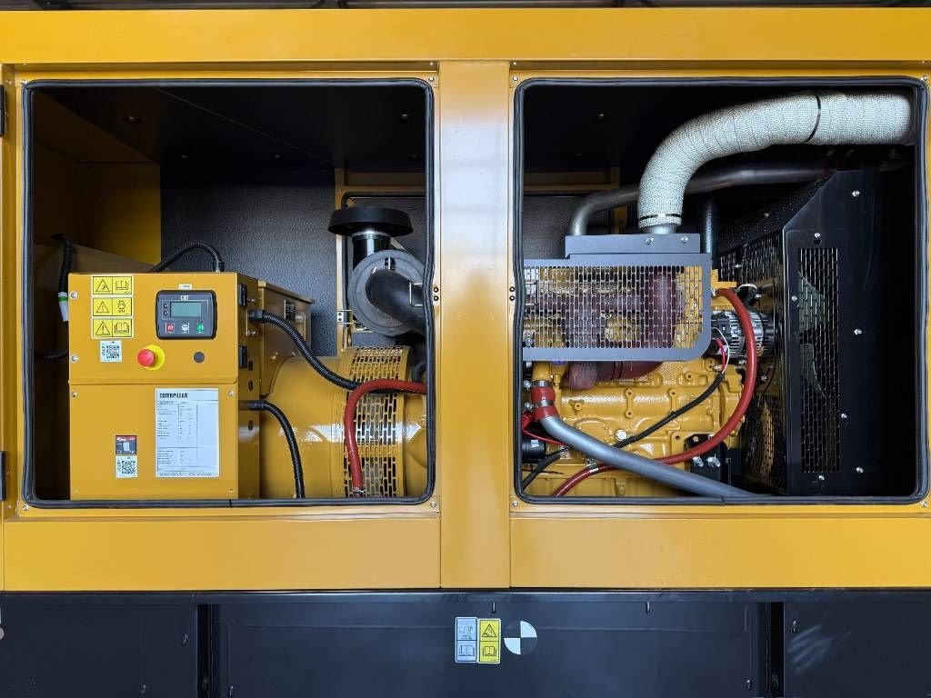Notstromaggregat of the type Sonstige Cat DE165GC - 165 kVA Stand-by Generator - DPX-18210, Neumaschine in Dordrecht (Picture 8)
