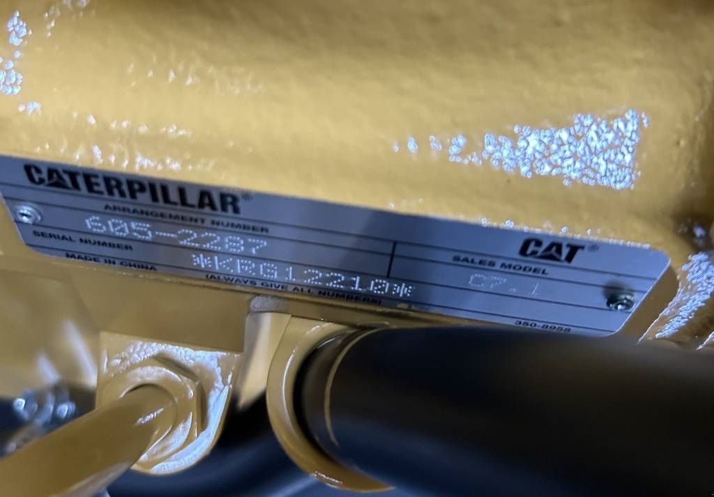 Notstromaggregat of the type Sonstige Cat DE220GC - 220 kVA Stand-by Generator - DPX-18212, Neumaschine in Dordrecht (Picture 9)