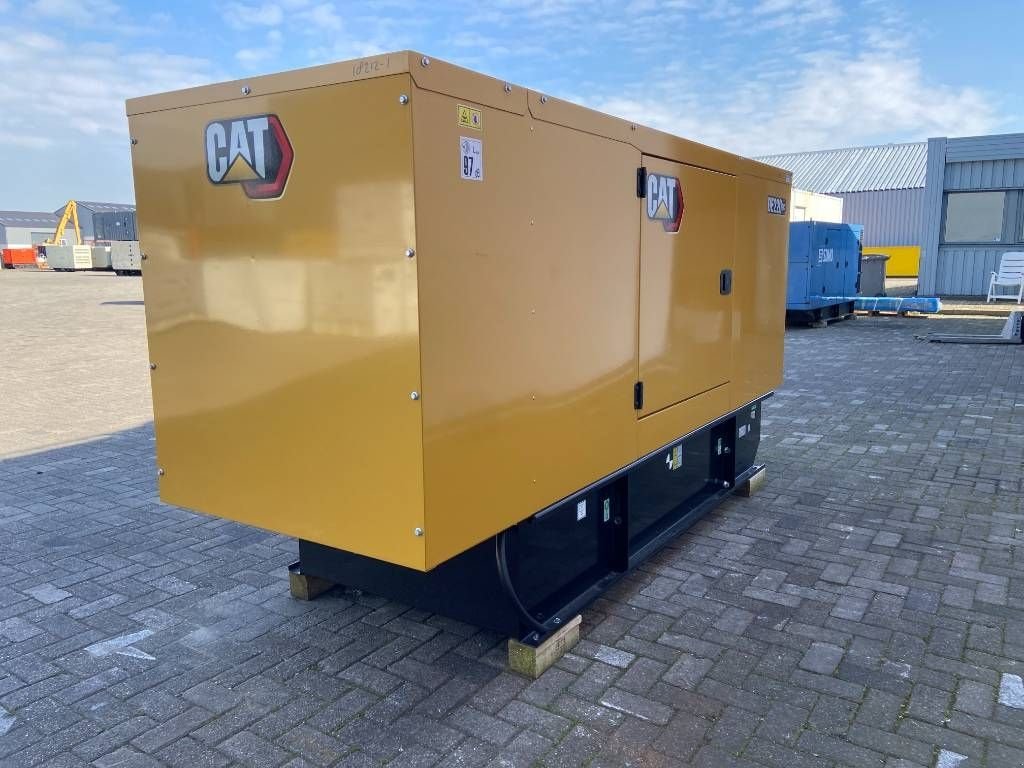 Notstromaggregat of the type Sonstige Cat DE220GC - 220 kVA Stand-by Generator - DPX-18212, Neumaschine in Dordrecht (Picture 3)