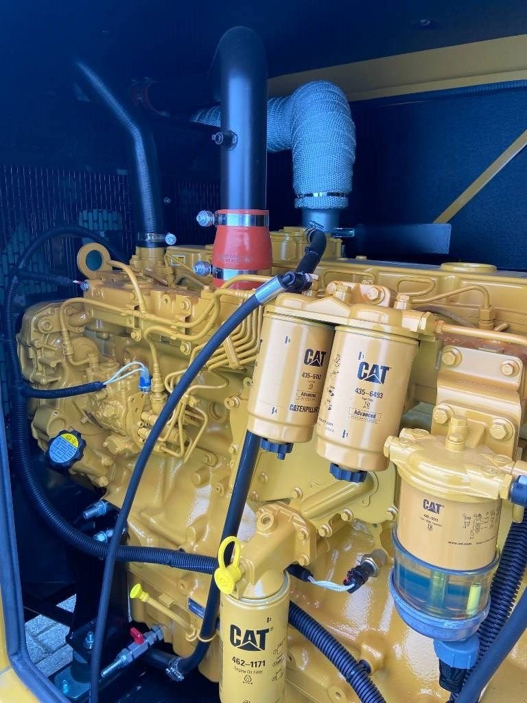 Notstromaggregat of the type Sonstige Cat DE220GC - 220 kVA Stand-by Generator - DPX-18212, Neumaschine in Dordrecht (Picture 8)