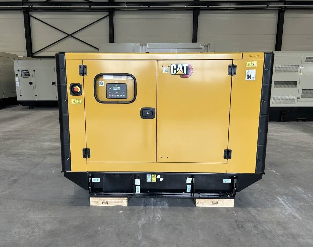 Notstromaggregat от тип Sonstige Cat DE33E0 - 33 kVA Generator - DPX-18004, Neumaschine в Dordrecht (Снимка 1)