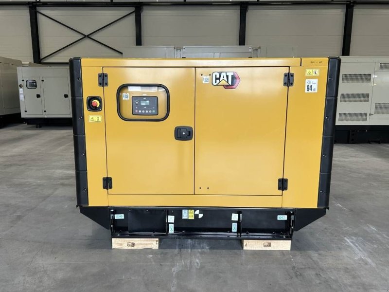 Notstromaggregat от тип Sonstige Cat DE33E0 - 33 kVA Generator - DPX-18004, Neumaschine в Dordrecht (Снимка 1)