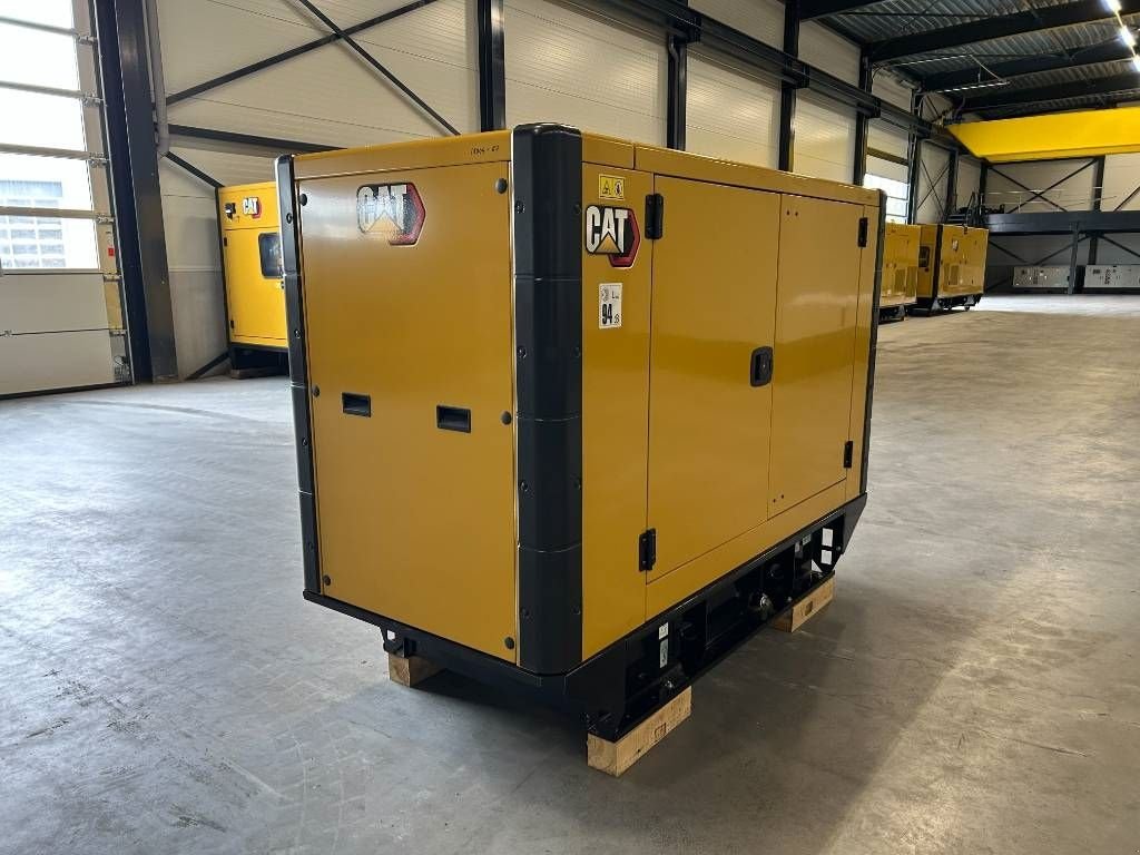 Notstromaggregat от тип Sonstige Cat DE33E0 - 33 kVA Generator - DPX-18004, Neumaschine в Dordrecht (Снимка 3)