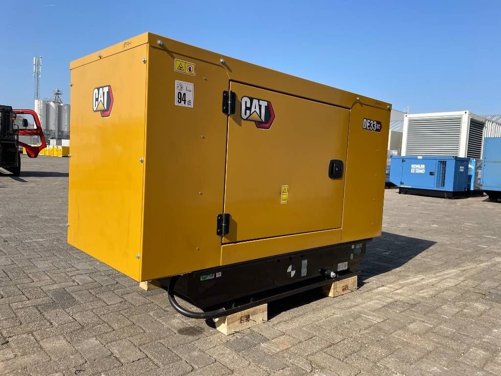 Notstromaggregat of the type Sonstige Cat DE33GC - 33 kVA Stand-by Generator Set - DPX-18204, Neumaschine in Dordrecht (Picture 3)