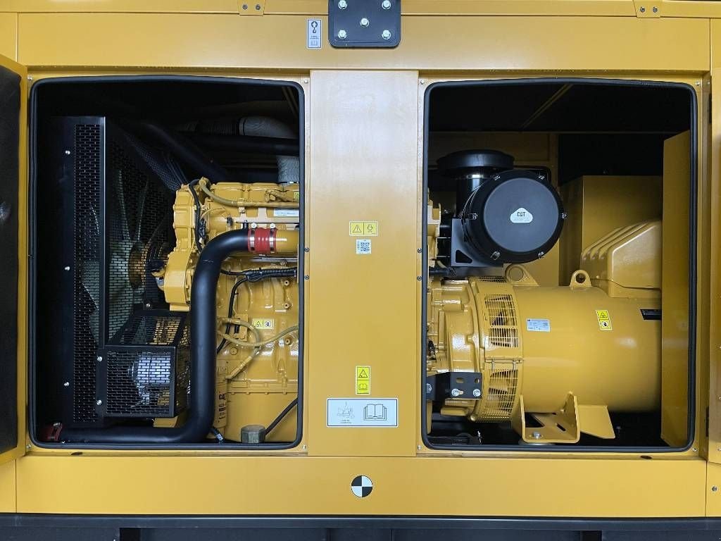 Notstromaggregat van het type Sonstige Cat DE550E0 - C15 - 550 kVA Generator - DPX-18027, Neumaschine in Dordrecht (Foto 7)