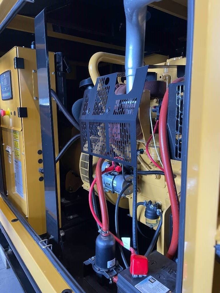 Notstromaggregat van het type Sonstige Cat DE65E0 - 65 kVA Generator - DPX-18010, Neumaschine in Dordrecht (Foto 11)