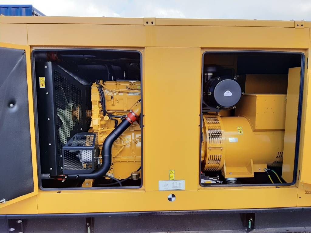 Notstromaggregat des Typs Sonstige Cat DE715E0 - C18 - 715 kVA Generator - DPX-18030, Neumaschine in Oudenbosch (Bild 5)