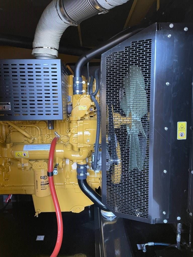 Notstromaggregat des Typs Sonstige Cat DE715GC - 715 kVA Stand-by Generator - DPX-18224, Neumaschine in Dordrecht (Bild 10)