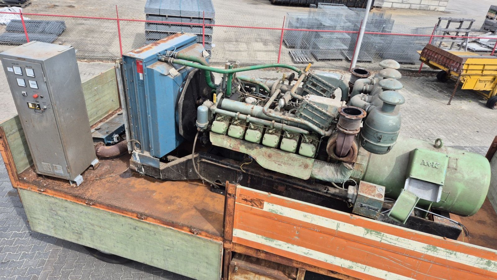 Notstromaggregat του τύπου Sonstige Deutz Magirus AvK Aggregaat 400kVA generator, Gebrauchtmaschine σε Schoonebeek (Φωτογραφία 2)