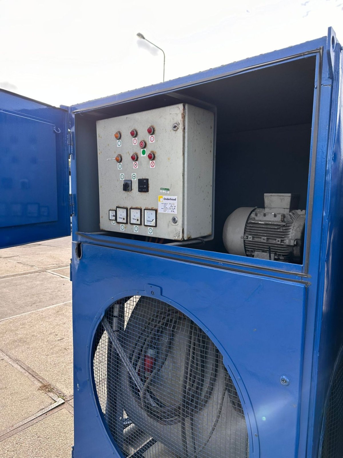 Notstromaggregat типа Sonstige Diesel Heater Indirect gestookt, Gebrauchtmaschine в Tull en 't Waal (Фотография 8)