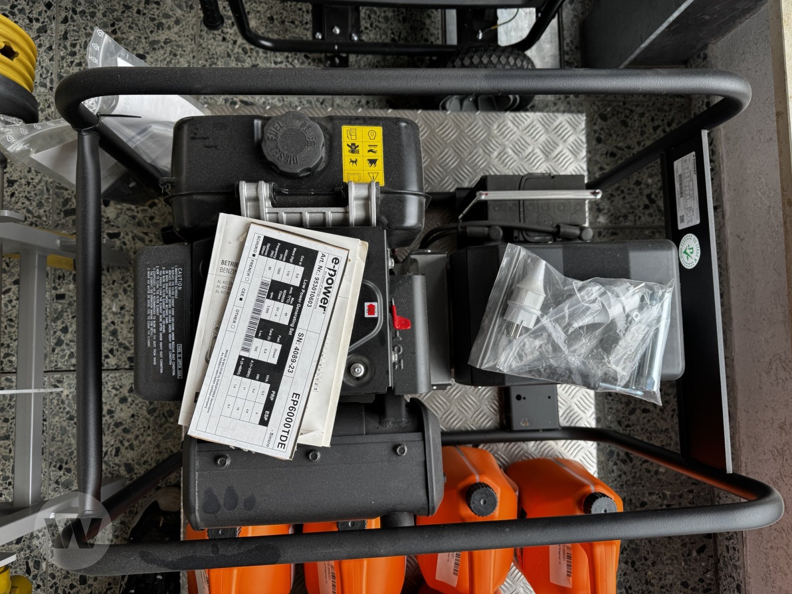 Notstromaggregat des Typs Sonstige DIESELSTROMERZEUGER, Neumaschine in Jördenstorf (Bild 3)