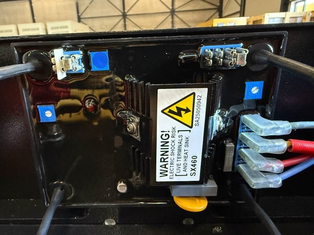 Notstromaggregat of the type Sonstige DPX CJ274E - 160 kVA Alternator - DPX-33907, Neumaschine in Dordrecht (Picture 7)