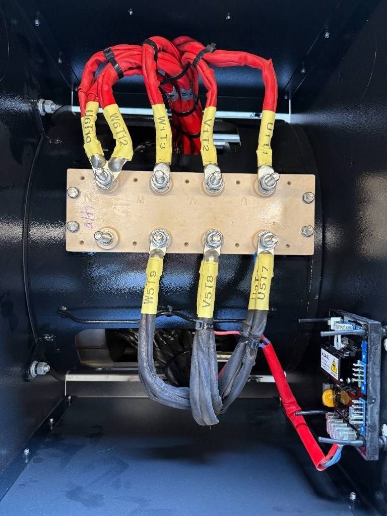 Notstromaggregat des Typs Sonstige DPX CJ444ES - 325 kVA Alternator - DPX-33910, Neumaschine in Dordrecht (Bild 6)