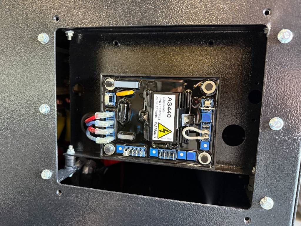 Notstromaggregat of the type Sonstige DPX CJ544D - 500 kVA Alternator - DPX-33912, Neumaschine in Dordrecht (Picture 7)