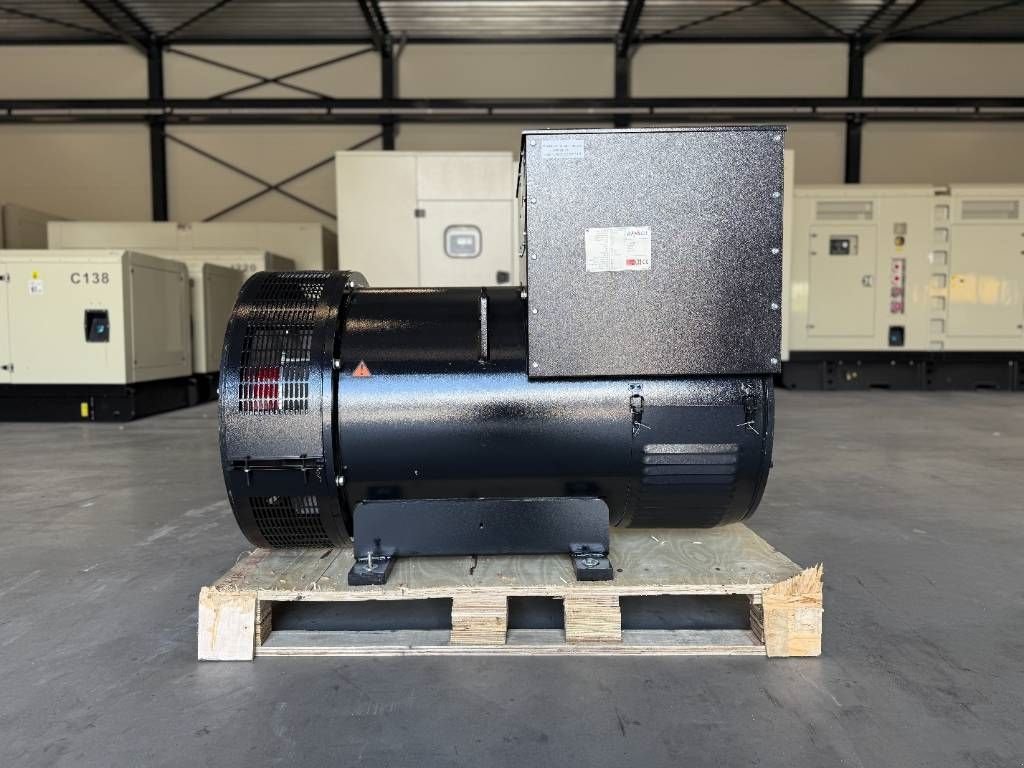 Notstromaggregat of the type Sonstige DPX CJ544D - 500 kVA Alternator - DPX-33912, Neumaschine in Dordrecht (Picture 1)