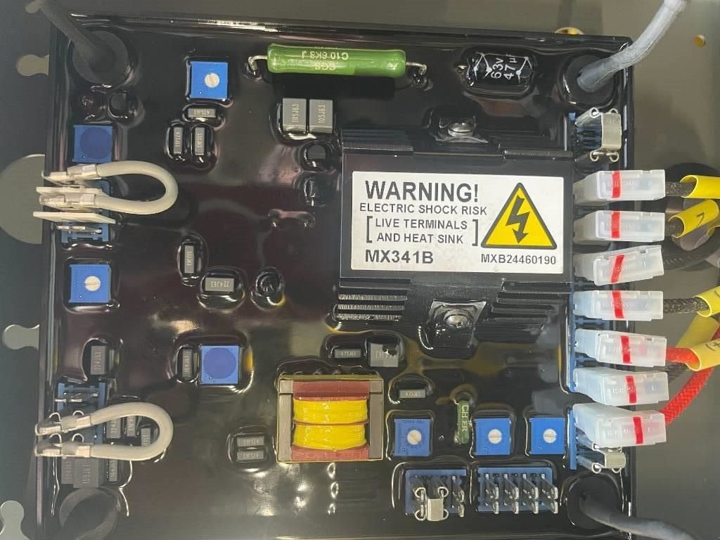 Notstromaggregat of the type Sonstige DPX CJ634E - 1000 kVA Alternator - DPX-33915, Neumaschine in Dordrecht (Picture 10)