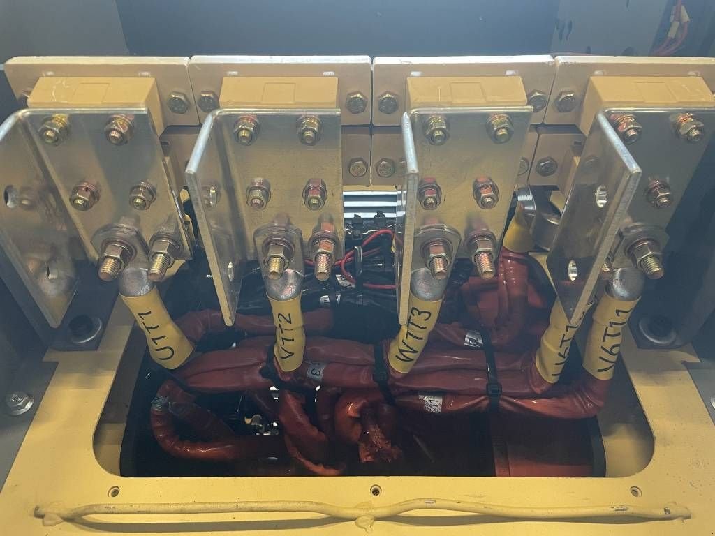 Notstromaggregat of the type Sonstige DPX CJ634E - 1000 kVA Alternator - DPX-33915, Neumaschine in Dordrecht (Picture 8)