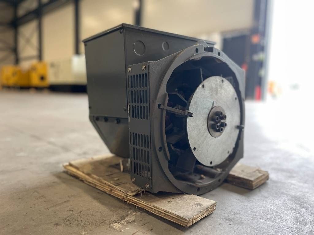 Notstromaggregat des Typs Sonstige DPX SF-164C - 13 kVA Alternator - DPX-33801, Neumaschine in Dordrecht (Bild 3)