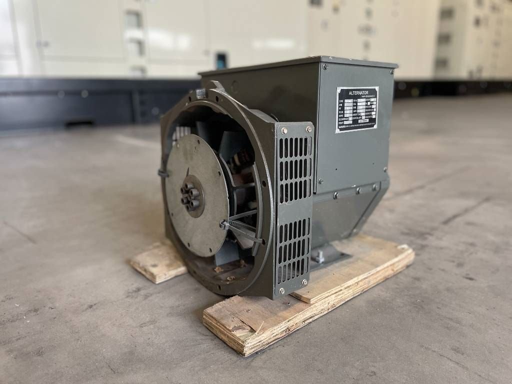 Notstromaggregat des Typs Sonstige DPX SF-164C - 13 kVA Alternator - DPX-33801, Neumaschine in Dordrecht (Bild 2)