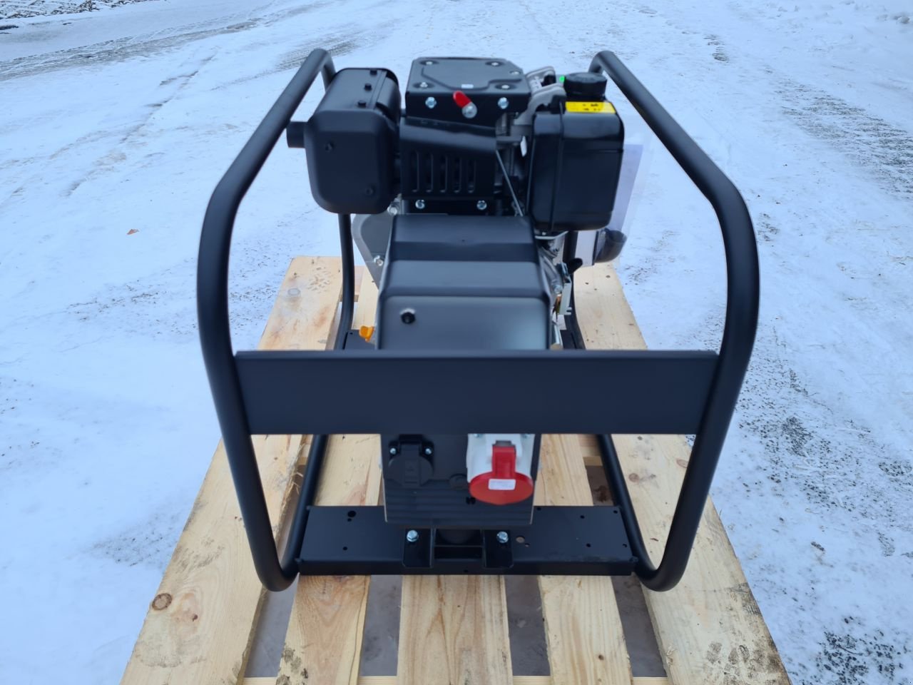 Notstromaggregat typu Sonstige Europower EP6000TDE, Gebrauchtmaschine v Lierop (Obrázek 7)