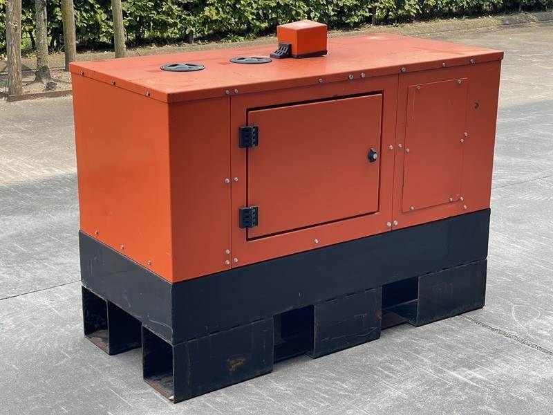 Notstromaggregat des Typs Sonstige Europower EPS 113 TDE, Gebrauchtmaschine in Waregem (Bild 4)