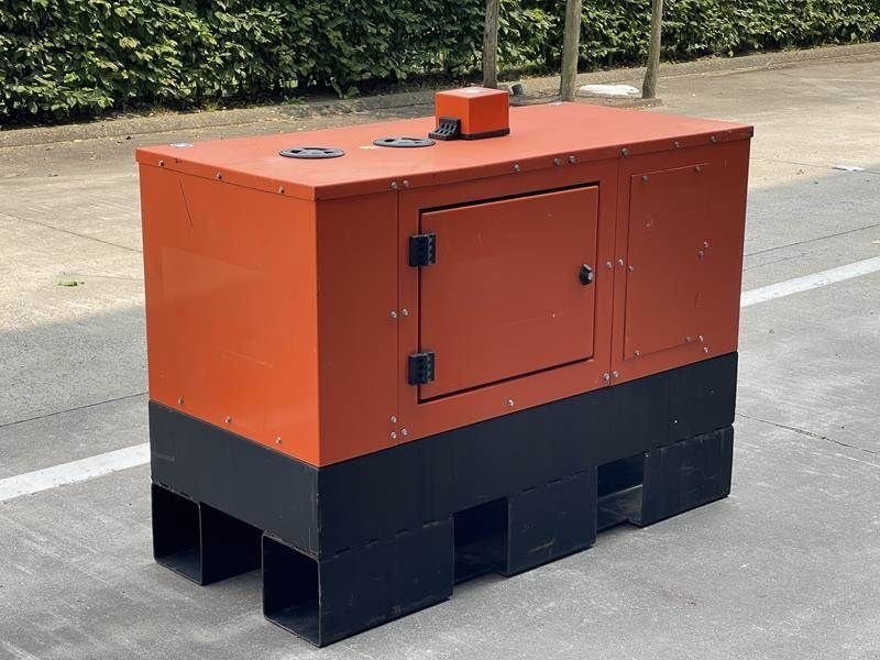 Notstromaggregat des Typs Sonstige Europower EPS 113 TDE, Gebrauchtmaschine in Waregem (Bild 4)