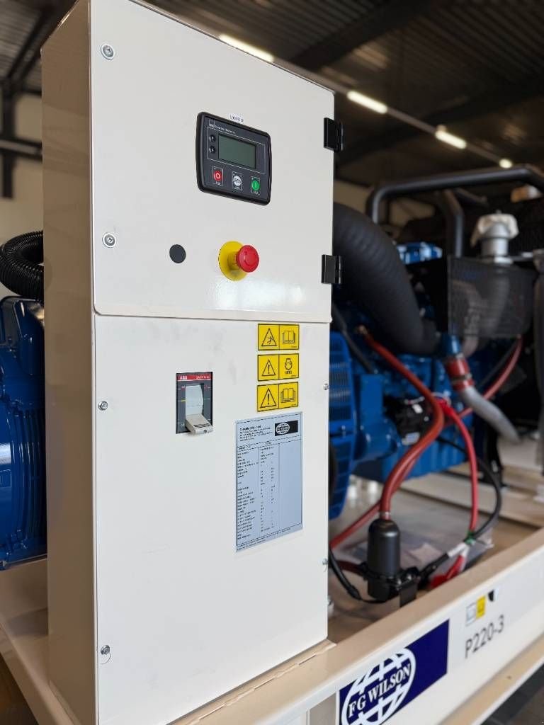 Notstromaggregat tip Sonstige FG Wilson P220-3 - 220 kVA Open Genset - DPX-16012-O, Neumaschine in Dordrecht (Poză 8)