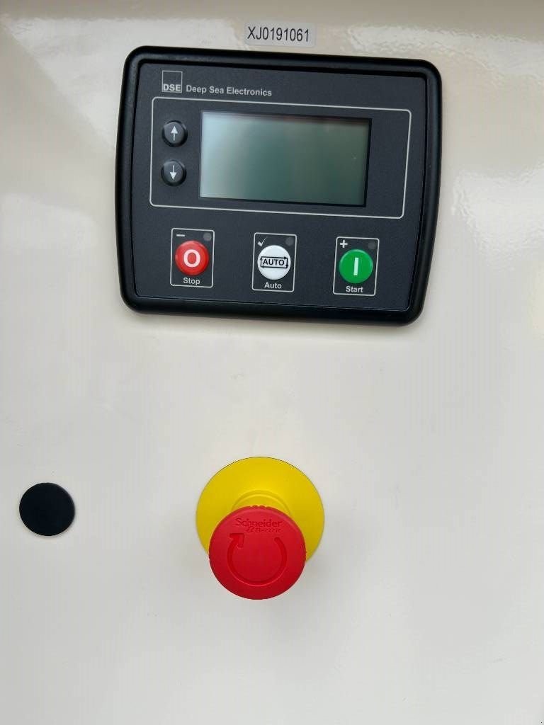 Notstromaggregat of the type Sonstige FG Wilson P55-3 - 55 kVA Genset - DPX-16005, Neumaschine in Dordrecht (Picture 7)