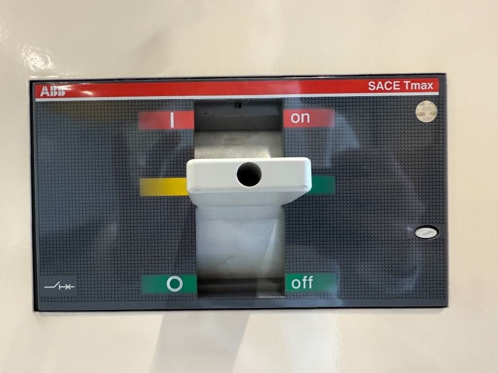 Notstromaggregat des Typs Sonstige FG Wilson P850-1 - 850 kVA Open Genset - DPX-16024-O, Neumaschine in Dordrecht (Bild 9)