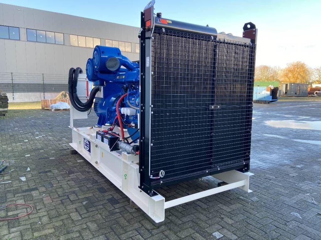 Notstromaggregat des Typs Sonstige FG Wilson P900-1 - 900 kVA - Open Genset - DPX-16025-O, Neumaschine in Dordrecht (Bild 2)