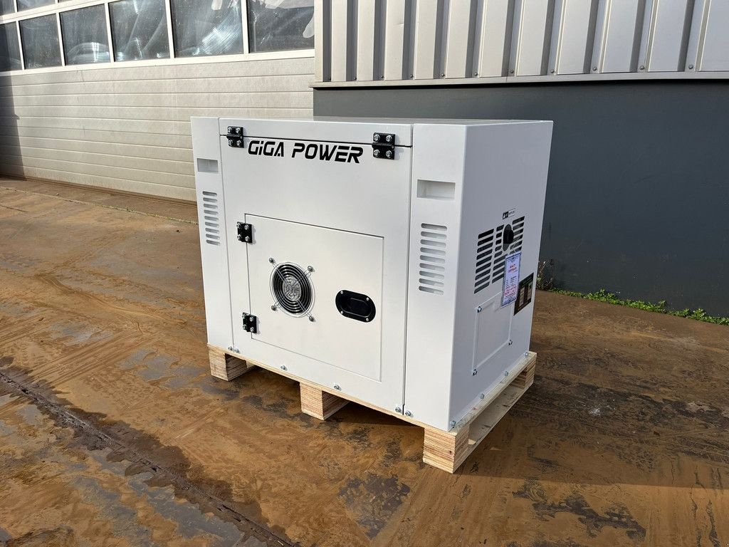 Notstromaggregat του τύπου Sonstige Giga power PLD12000SE 10 kVA silent generator, Neumaschine σε Velddriel (Φωτογραφία 2)