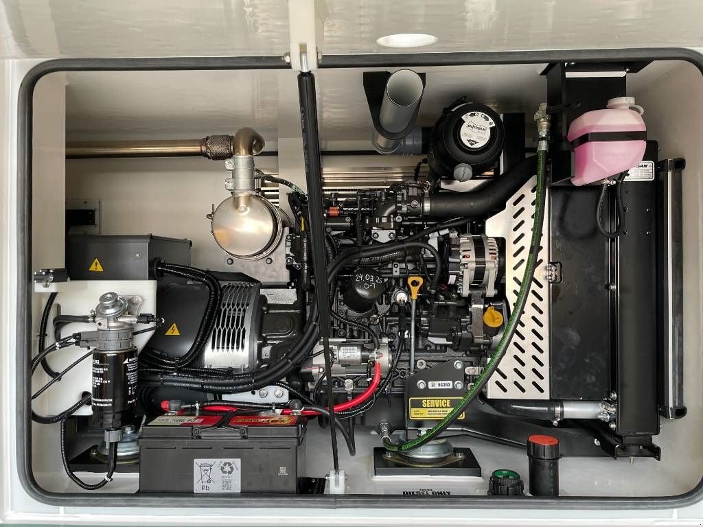 Notstromaggregat του τύπου Sonstige Hy-Brid generator - 90 kVA - 40 kWh - DPX-50452, Neumaschine σε Dordrecht (Φωτογραφία 9)