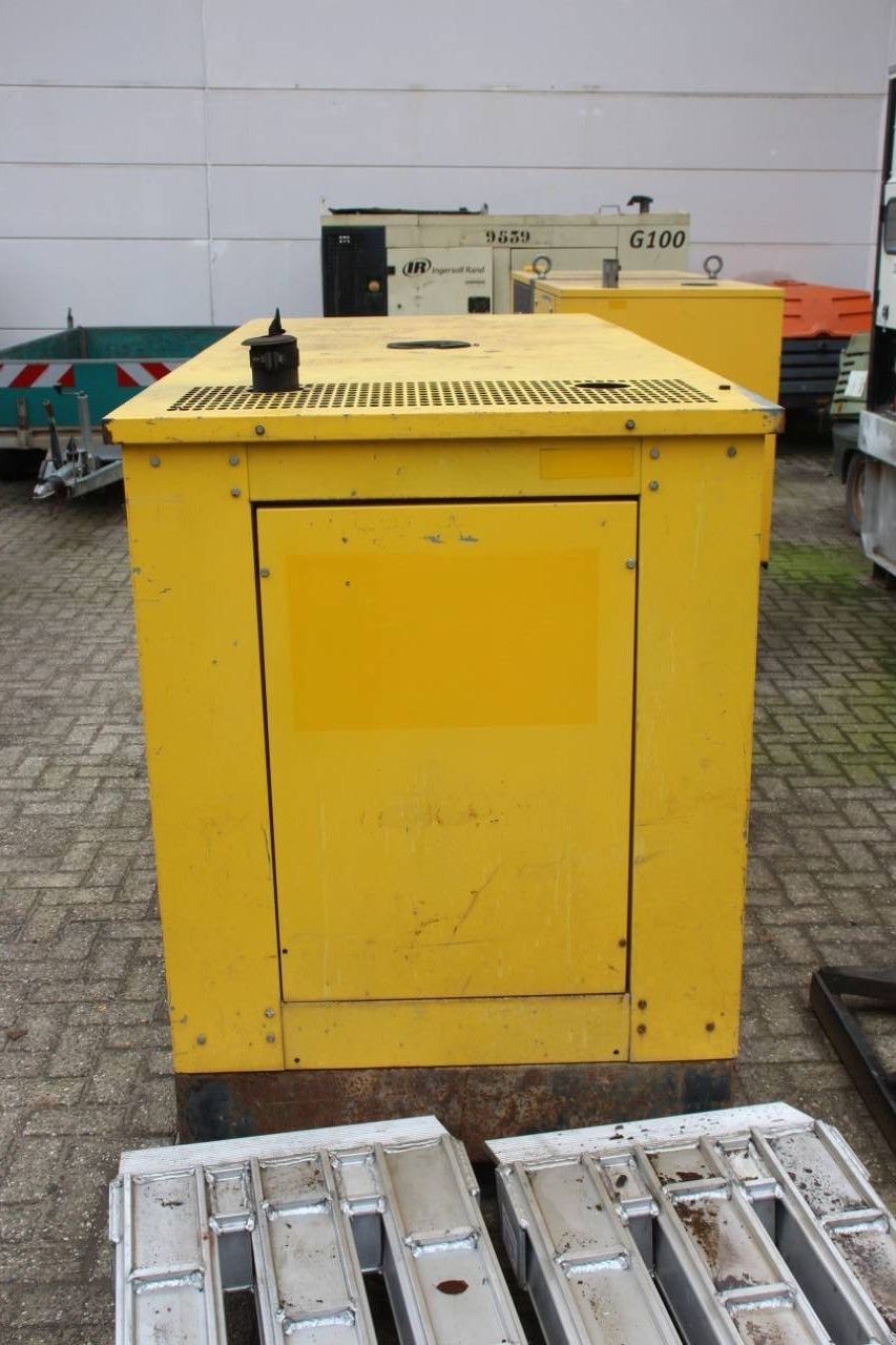 Notstromaggregat des Typs Sonstige K650-WP/S, Gebrauchtmaschine in Antwerpen (Bild 4)