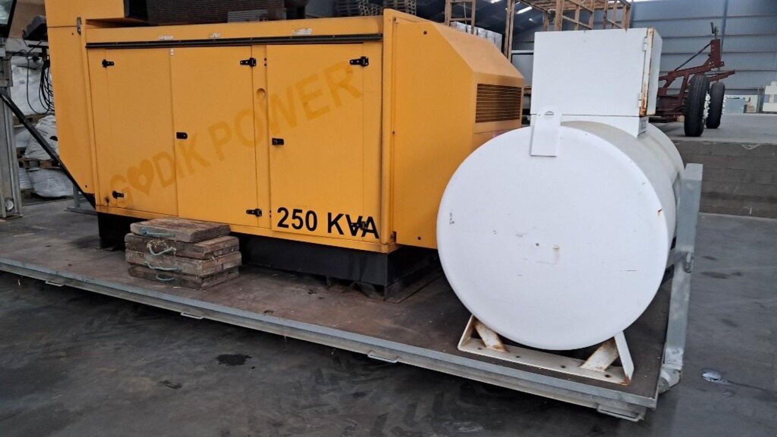 Notstromaggregat typu Sonstige Komplet mobilt 250 KVA generator anlæg på lad med 2700L tank og byggetavle John Deere motor, Gebrauchtmaschine v Rødovre (Obrázok 3)