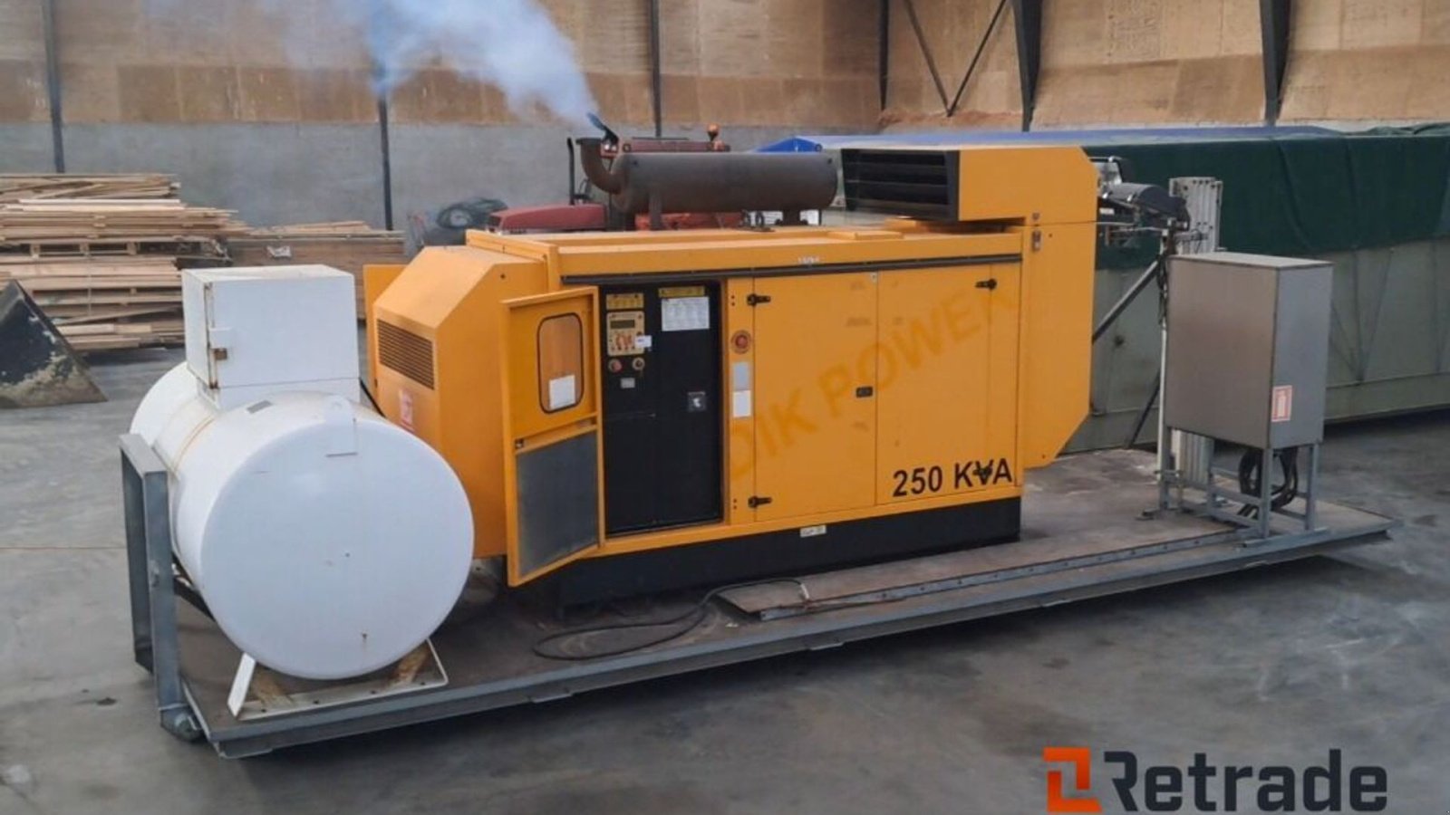 Notstromaggregat typu Sonstige Komplet mobilt 250 KVA generator anlæg på lad med 2700L tank og byggetavle, Gebrauchtmaschine v Rødovre (Obrázok 1)