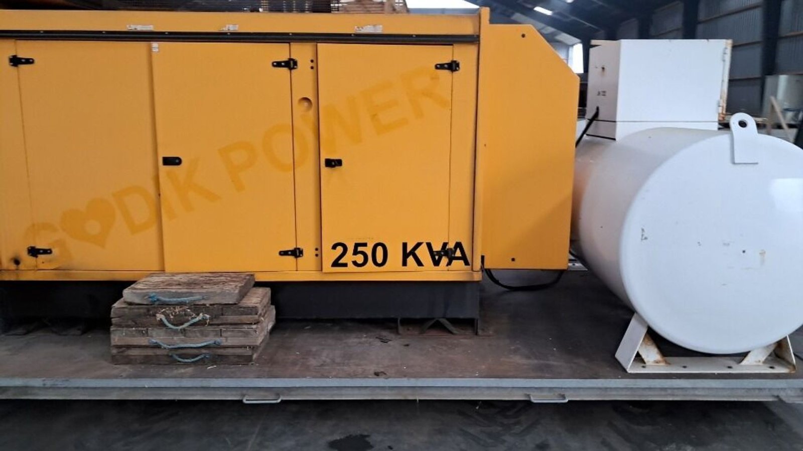 Notstromaggregat typu Sonstige Komplet mobilt 250 KVA generator anlæg på lad med 2700L tank og byggetavle, Gebrauchtmaschine v Rødovre (Obrázok 5)