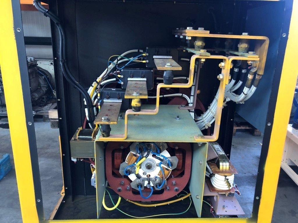 Notstromaggregat des Typs Sonstige Leroy Somer 1050 kVA generatordeel / alternator as New !, Gebrauchtmaschine in VEEN (Bild 4)