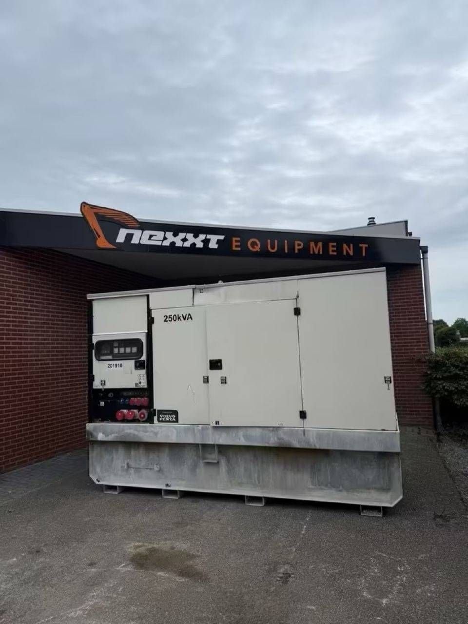 Notstromaggregat typu Sonstige Onbekend, Gebrauchtmaschine v Antwerpen (Obrázok 1)