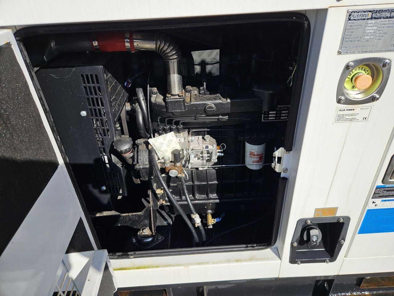 Notstromaggregat of the type Sonstige Plus Power GF2-60 63 KVa, Neumaschine in Veldhoven (Picture 5)