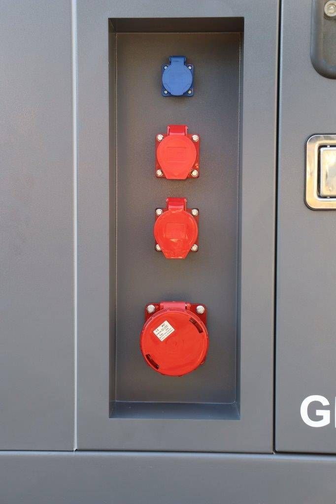 Notstromaggregat типа Sonstige Ricardo GF2-W41, Neumaschine в Antwerpen (Фотография 11)