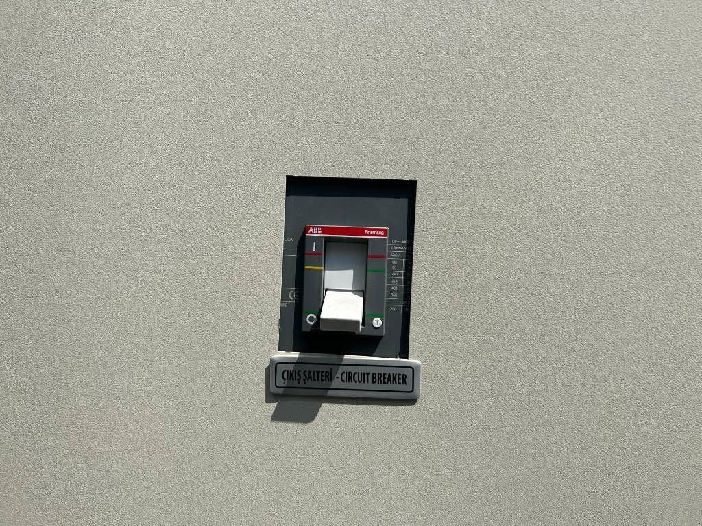 Notstromaggregat of the type Volvo TAD1342GE - 385 kVA Generator - DPX-18878.1, Neumaschine in Dordrecht (Picture 10)