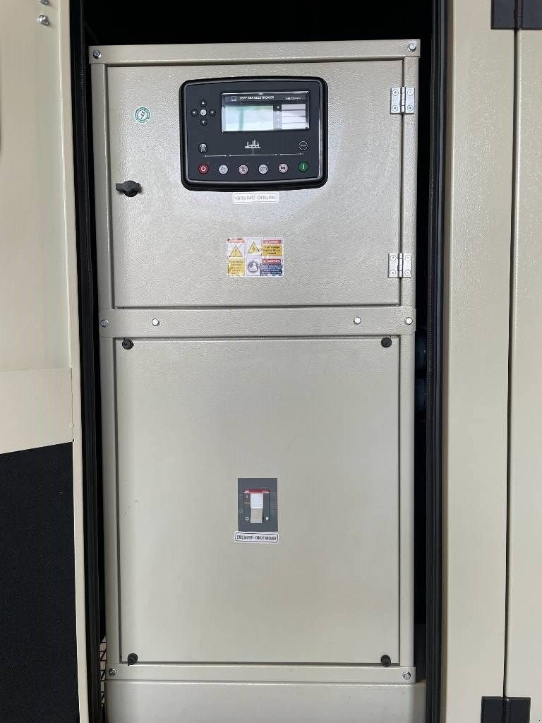 Notstromaggregat of the type Volvo TAD841GE - 275 kVA Generator - DPX-18876, Neumaschine in Dordrecht (Picture 8)